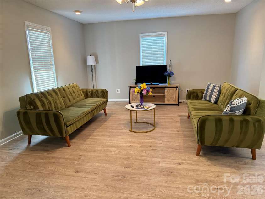 240 Nixon Road, Belmont, NC 28012.  MLS# CAR4428255, YatesRealty ID 52799. 