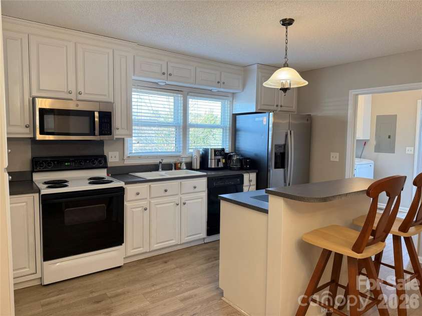 240 Nixon Road, Belmont, NC 28012.  MLS# CAR4428255, YatesRealty ID 52799. 