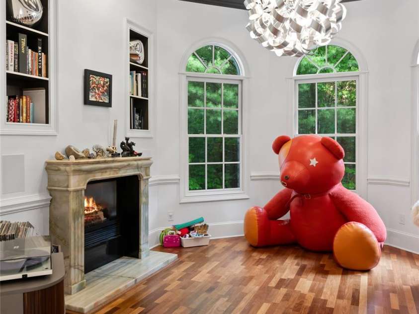 18 Cedar Hill Drive, Asheville, NC 28803.  MLS# CAR4141644, YatesRealty ID 528. 