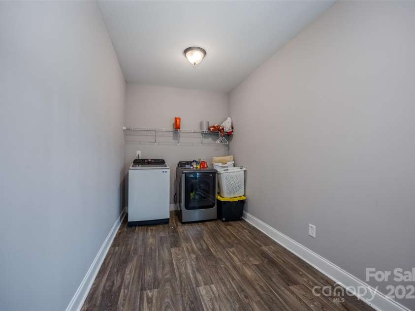 5241 Knopf Drive, Great Falls, SC 29055.  MLS# CAR4291935, YatesRealty ID 5280. 