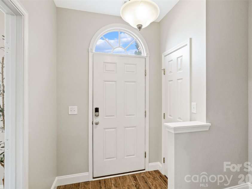 820 Dillard Road, Rock Hill, SC 29730.  MLS# CAR4427866, YatesRealty ID 52802. 