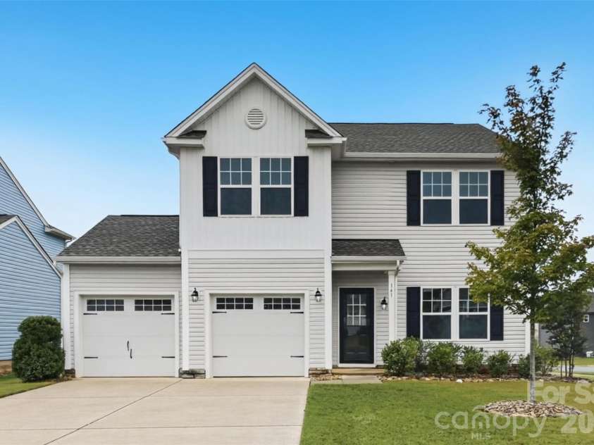 141 Fairfield Drive, Troutman, NC 28166.  MLS# CAR4427091, YatesRealty ID 52803. 