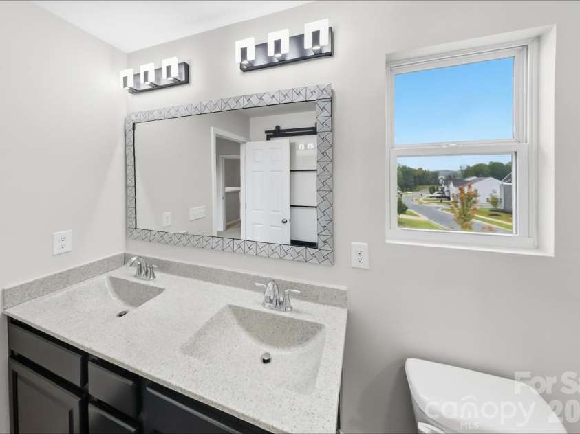 141 Fairfield Drive, Troutman, NC 28166.  MLS# CAR4427091, YatesRealty ID 52803. 