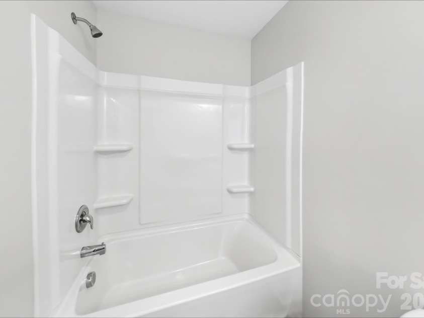 141 Fairfield Drive, Troutman, NC 28166.  MLS# CAR4427091, YatesRealty ID 52803. 