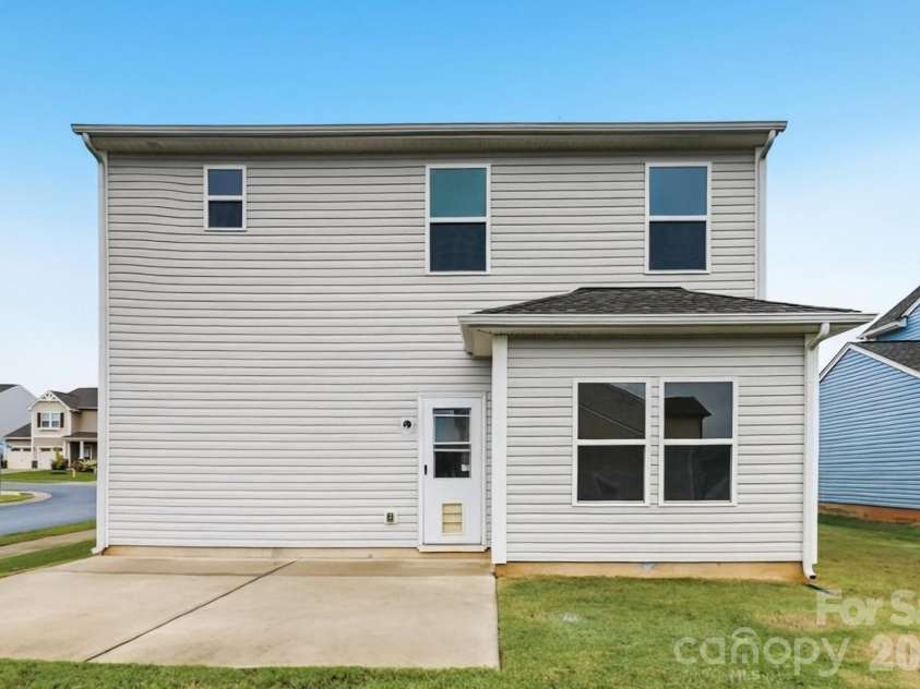 141 Fairfield Drive, Troutman, NC 28166.  MLS# CAR4427091, YatesRealty ID 52803. 