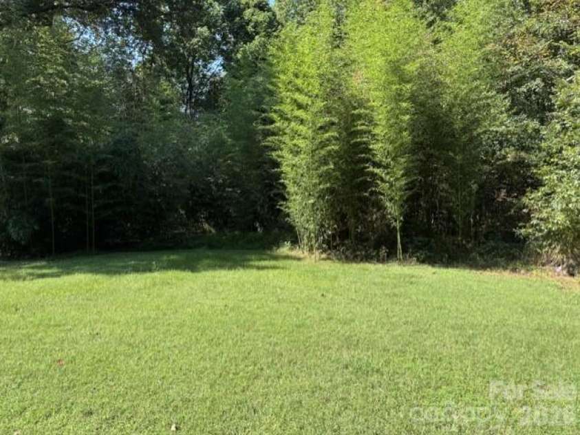 7331 Mallard Creek Road, Charlotte, NC 28262.  MLS# CAR4425959, YatesRealty ID 52806. 