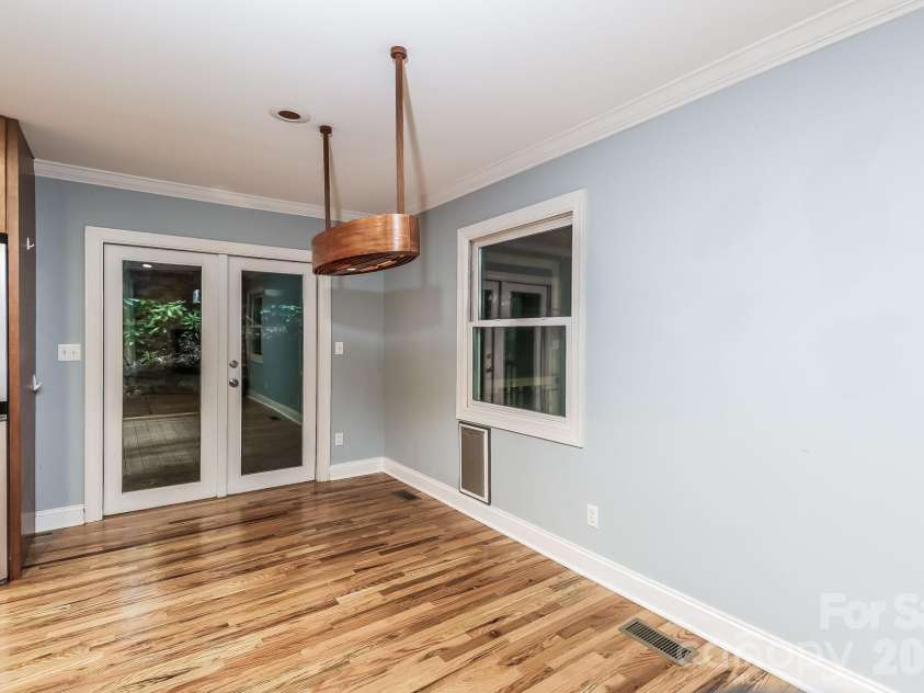 522 Glen Cannon Drive, Pisgah Forest, NC 28768.  MLS# CAR4428217, YatesRealty ID 52807. 