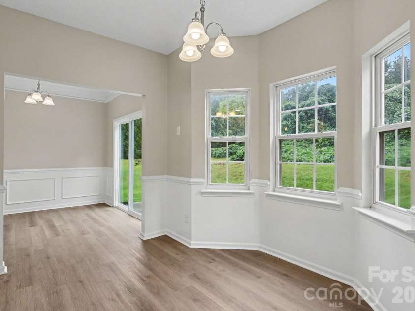 3128 Passour Ridge Lane, Charlotte, NC 28269.  MLS# CAR4428059, YatesRealty ID 52809. 