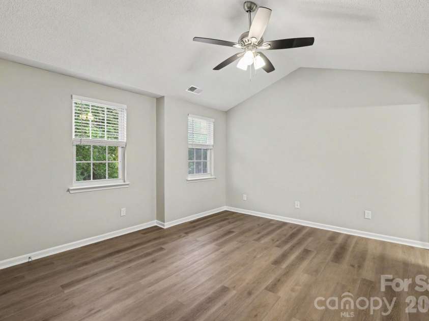 3128 Passour Ridge Lane, Charlotte, NC 28269.  MLS# CAR4428059, YatesRealty ID 52809. 