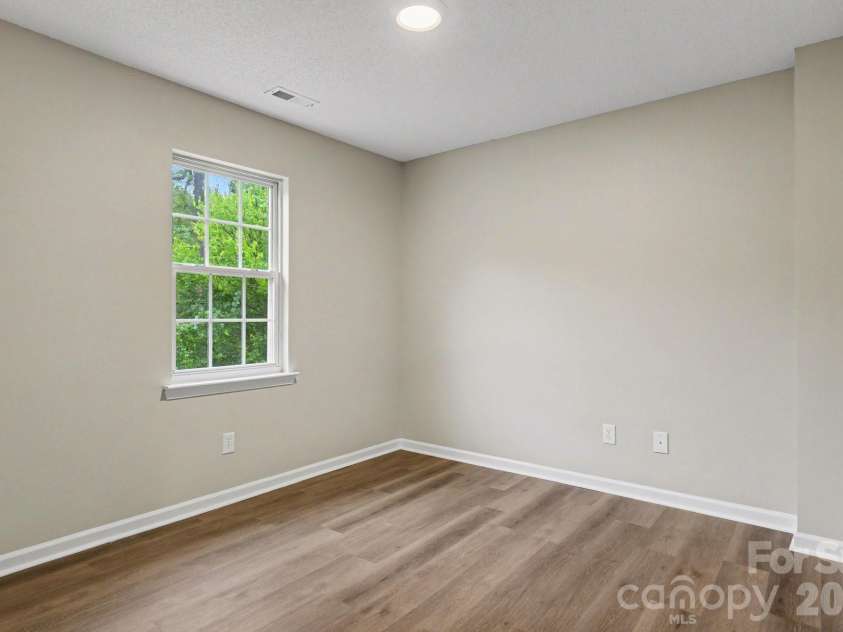3128 Passour Ridge Lane, Charlotte, NC 28269.  MLS# CAR4428059, YatesRealty ID 52809. 
