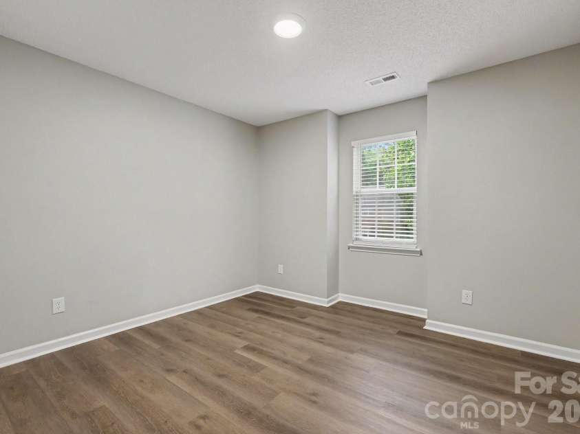 3128 Passour Ridge Lane, Charlotte, NC 28269.  MLS# CAR4428059, YatesRealty ID 52809. 