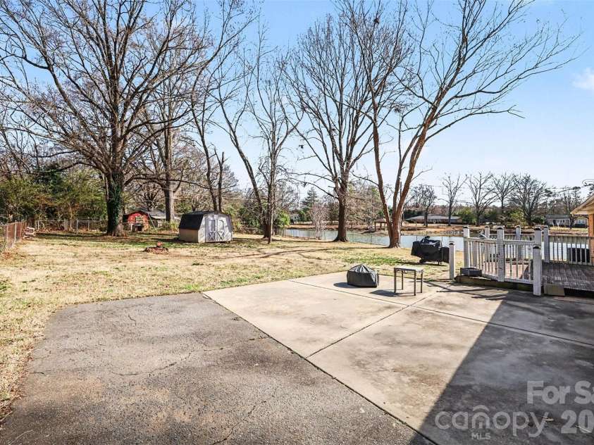 4831 Dogwood Place, Charlotte, NC 28212.  MLS# CAR4349892, YatesRealty ID 5281. 
