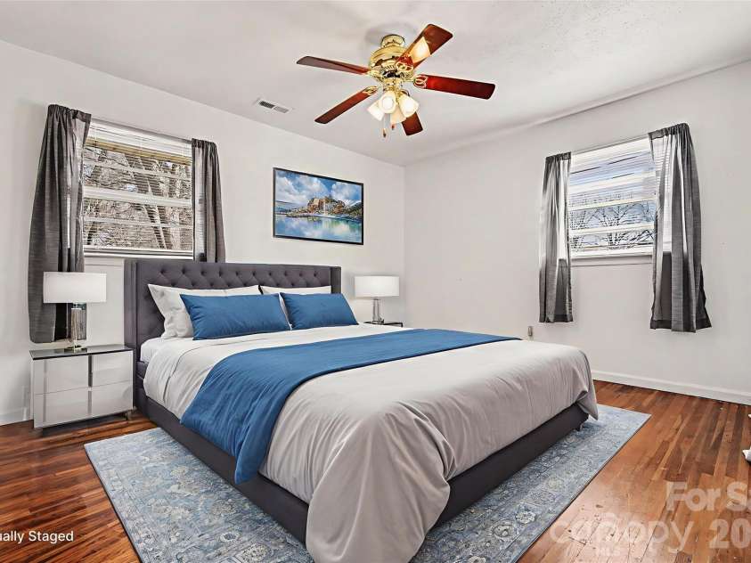 4831 Dogwood Place, Charlotte, NC 28212.  MLS# CAR4349892, YatesRealty ID 5281. Second bedroom