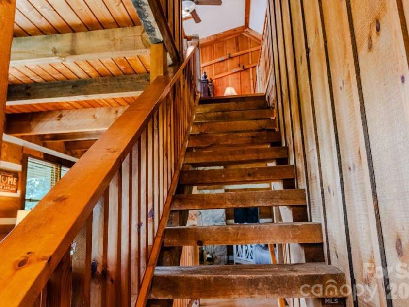 996 Overland Trail, Hays, NC 28635.  MLS# CAR4428055, YatesRealty ID 52810. 