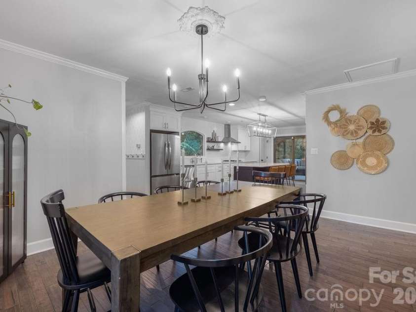 3525 Windbluff Drive, Charlotte, NC 28277.  MLS# CAR4428020, YatesRealty ID 52811. Dining Room