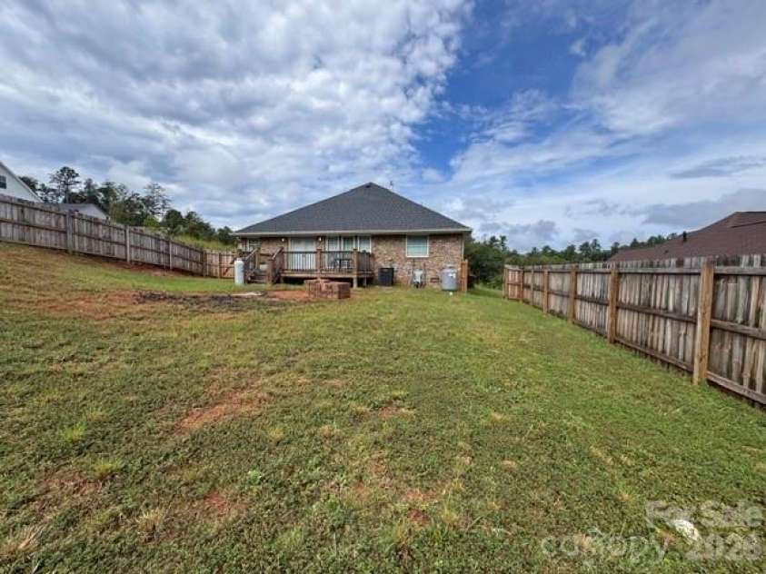 792 Harris Avenue, Valdese, NC 28690.  MLS# CAR4425398, YatesRealty ID 52813. 
