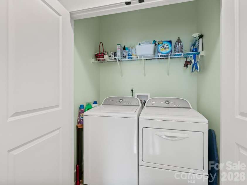 3 Byrdcliffe Lane, Asheville, NC 28805.  MLS# CAR4426745, YatesRealty ID 52814. 