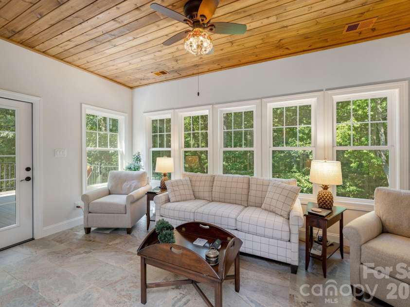 8 MANORWOOD Court, Flat Rock, NC 28731.  MLS# CAR4428068, YatesRealty ID 52817. 