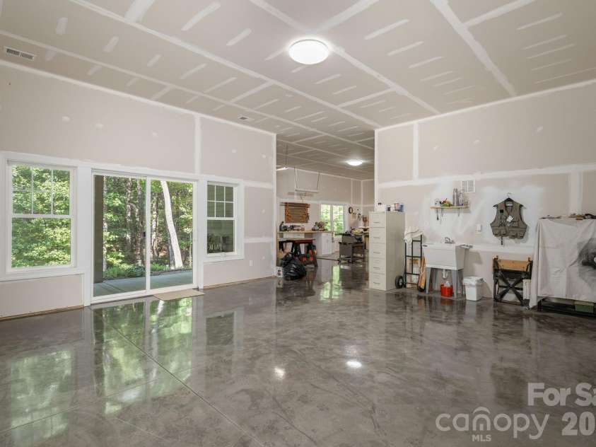 8 MANORWOOD Court, Flat Rock, NC 28731.  MLS# CAR4428068, YatesRealty ID 52817. 