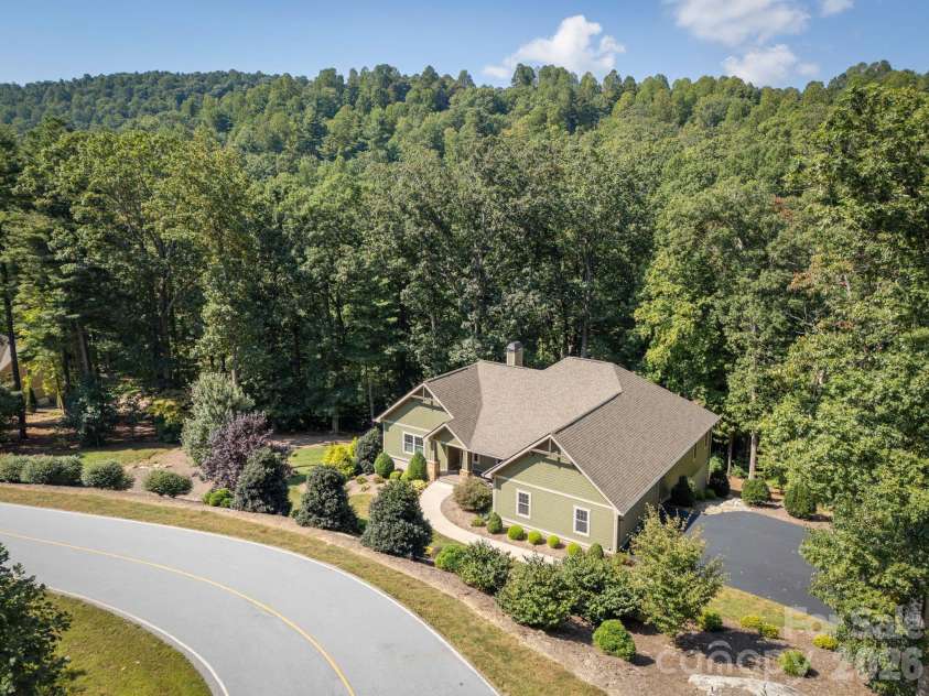 8 MANORWOOD Court, Flat Rock, NC 28731.  MLS# CAR4428068, YatesRealty ID 52817. 