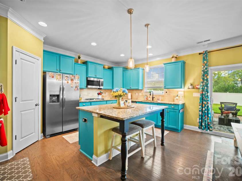 2365 Seagull Drive, Denver, NC 28037.  MLS# CAR4428307, YatesRealty ID 52819. 