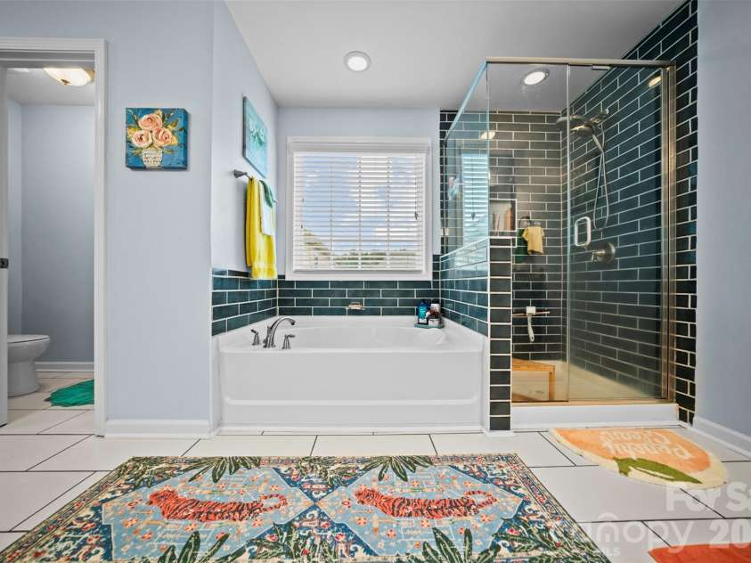 2365 Seagull Drive, Denver, NC 28037.  MLS# CAR4428307, YatesRealty ID 52819. 