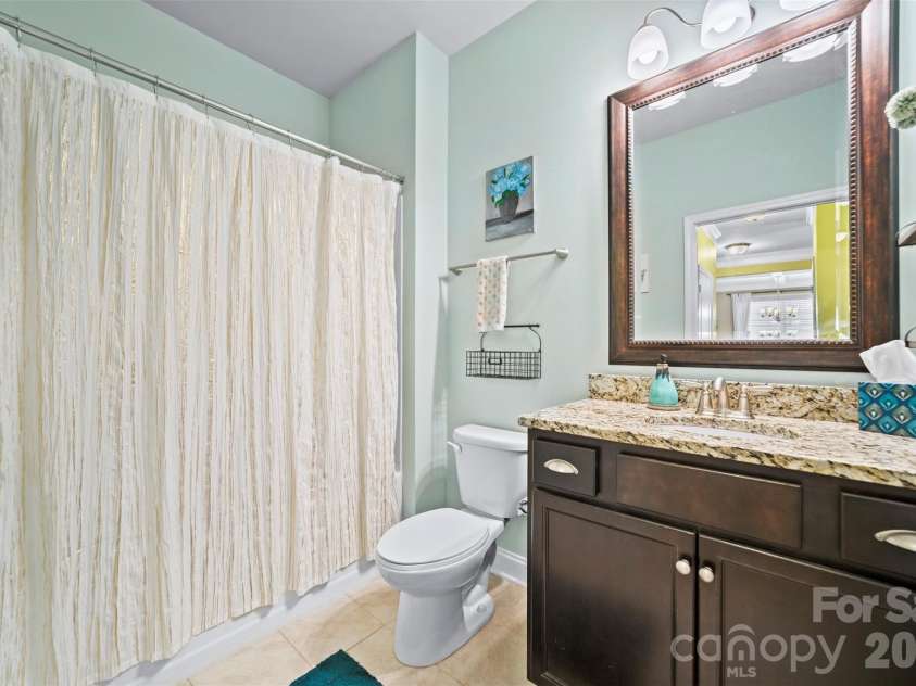 2365 Seagull Drive, Denver, NC 28037.  MLS# CAR4428307, YatesRealty ID 52819. 