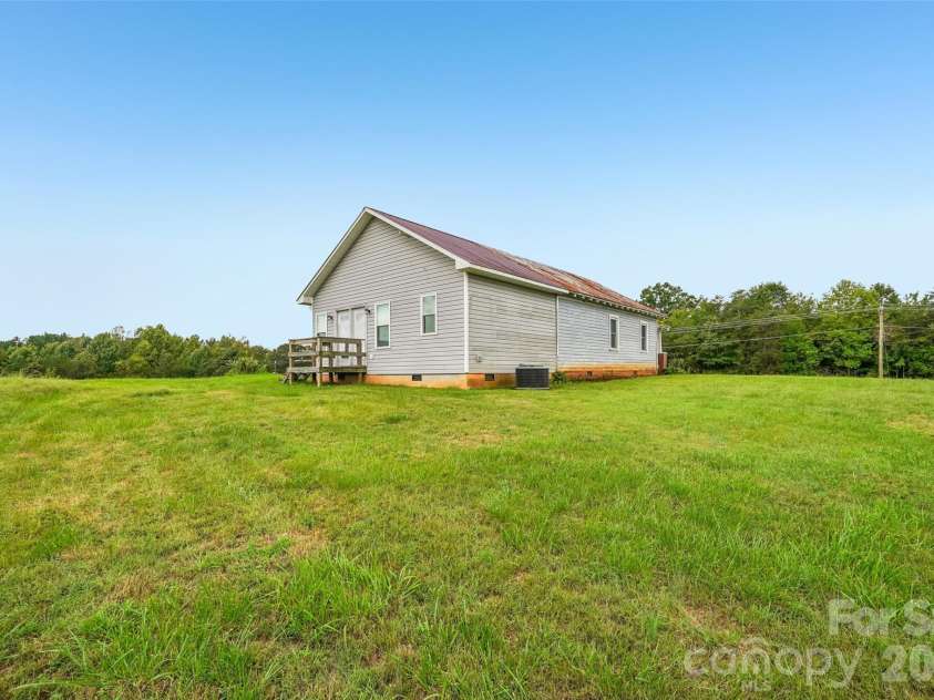 4806 Harmony Highway, Hamptonville, NC 27020.  MLS# CAR4393822, YatesRealty ID 52821. 