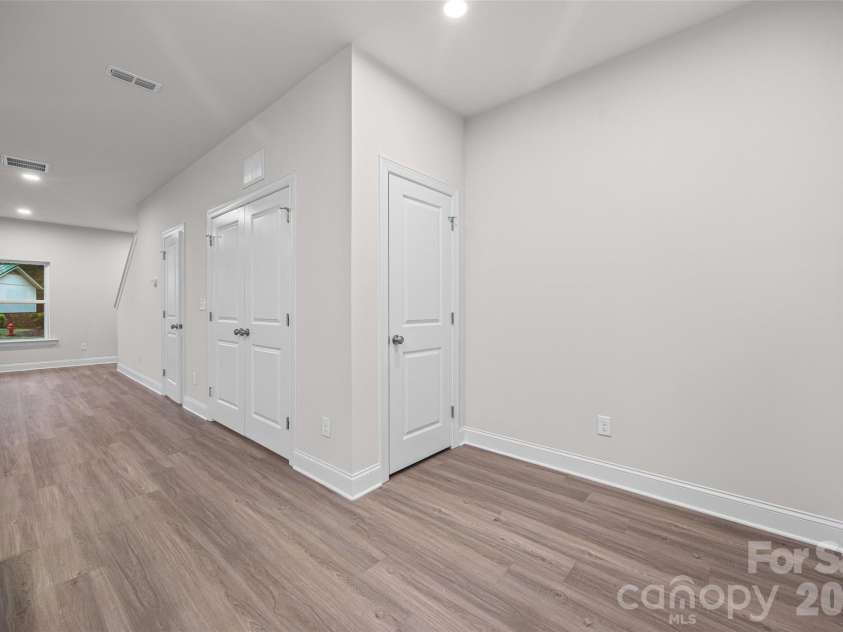 610 Lewis Street, Dallas, NC 28034.  MLS# CAR4428302, YatesRealty ID 52822. 