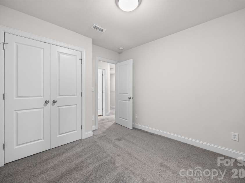 610 Lewis Street, Dallas, NC 28034.  MLS# CAR4428302, YatesRealty ID 52822. 