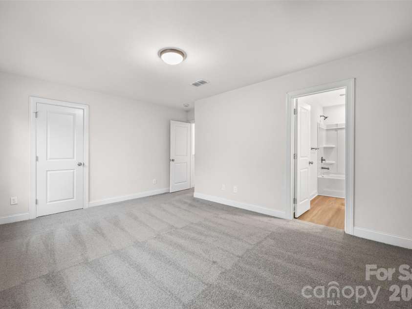 610 Lewis Street, Dallas, NC 28034.  MLS# CAR4428302, YatesRealty ID 52822. 