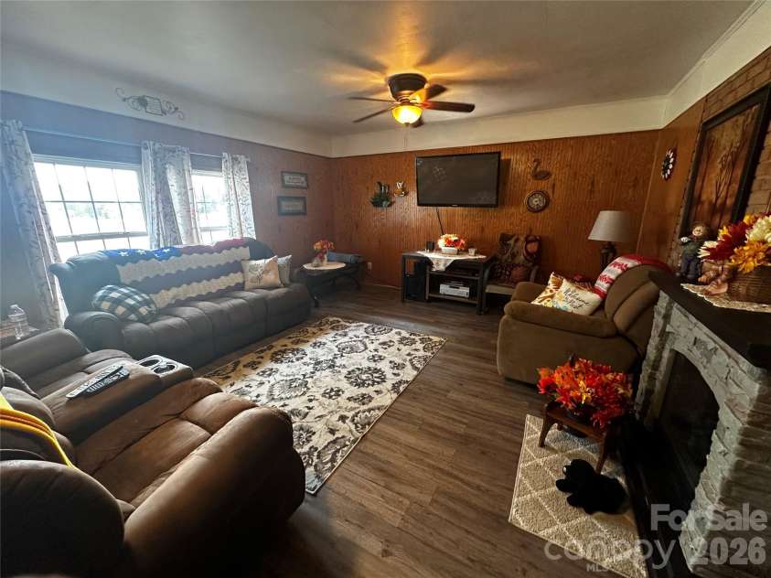 1467 Airport Road, Pageland, SC 29728.  MLS# CAR4424359, YatesRealty ID 52824. Spacious den