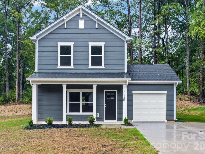 608 Lewis Street, Dallas, NC 28034.  MLS# CAR4428327, YatesRealty ID 52827. 