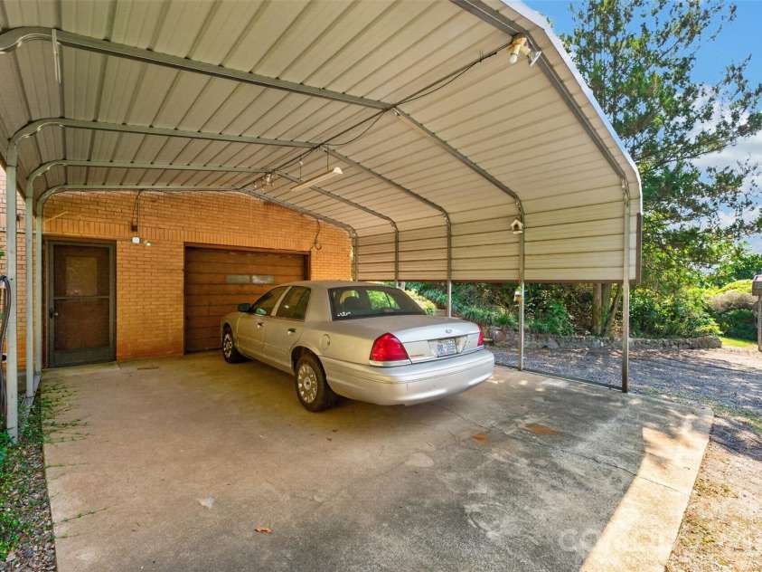 3175 Lynn Mountain Road, Vale, NC 28168.  MLS# CAR4428329, YatesRealty ID 52830. 