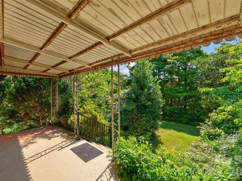 3175 Lynn Mountain Road, Vale, NC 28168.  MLS# CAR4428329, YatesRealty ID 52830. 