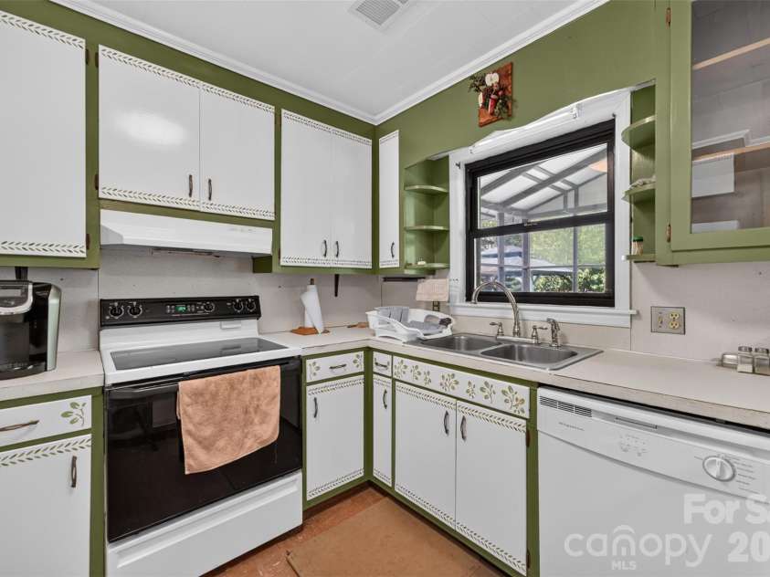 3175 Lynn Mountain Road, Vale, NC 28168.  MLS# CAR4428329, YatesRealty ID 52830. 
