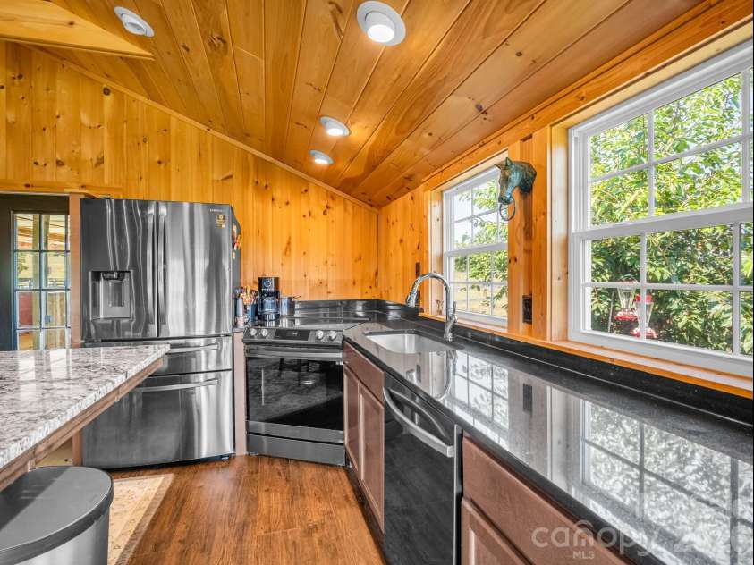 203 Victory Pass Lane, Rutherfordton, NC 28139.  MLS# CAR4422157, YatesRealty ID 52834. 