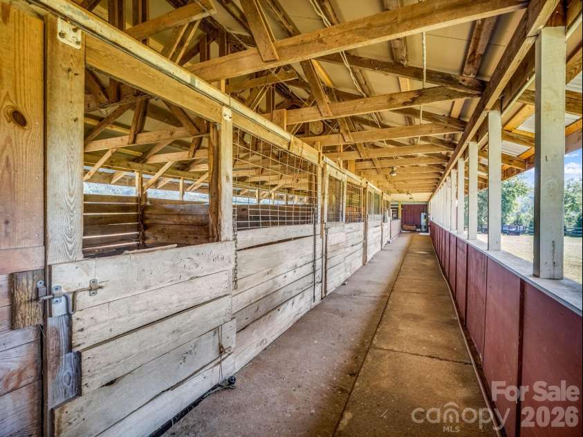 203 Victory Pass Lane, Rutherfordton, NC 28139.  MLS# CAR4422157, YatesRealty ID 52834. 
