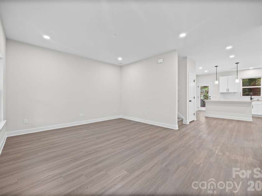 600 Lewis Street, Dallas, NC 28034.  MLS# CAR4428347, YatesRealty ID 52835. 