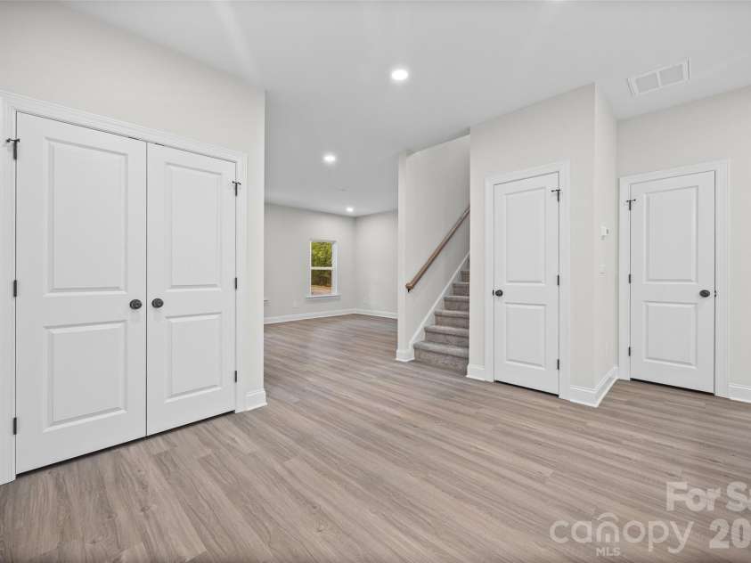 600 Lewis Street, Dallas, NC 28034.  MLS# CAR4428347, YatesRealty ID 52835. 