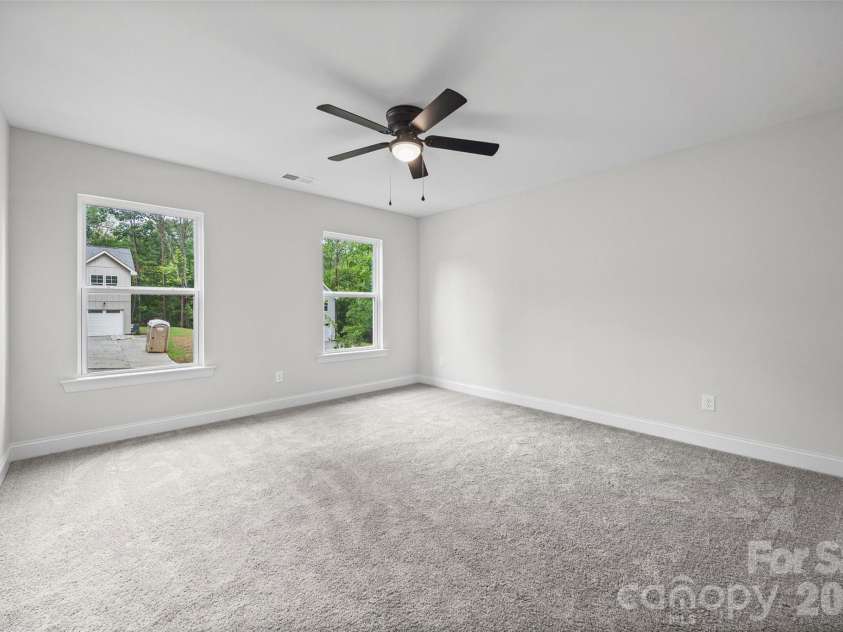600 Lewis Street, Dallas, NC 28034.  MLS# CAR4428347, YatesRealty ID 52835. 