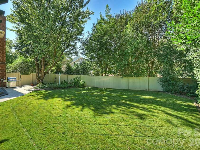 6344 Dovefield Road, Charlotte, NC 28277.  MLS# CAR4357044, YatesRealty ID 5284. 