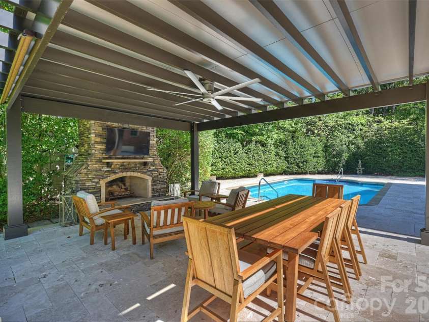 6344 Dovefield Road, Charlotte, NC 28277.  MLS# CAR4357044, YatesRealty ID 5284. Covered patio