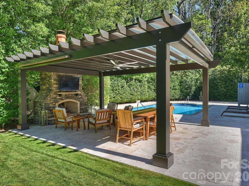 6344 Dovefield Road, Charlotte, NC 28277.  MLS# CAR4357044, YatesRealty ID 5284. Covered patio