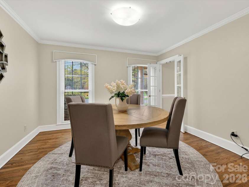 6344 Dovefield Road, Charlotte, NC 28277.  MLS# CAR4357044, YatesRealty ID 5284. Dining