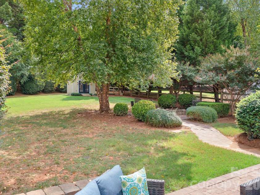 121 Middleton Place, Mooresville, NC 28117.  MLS# CAR4427806, YatesRealty ID 52842. 