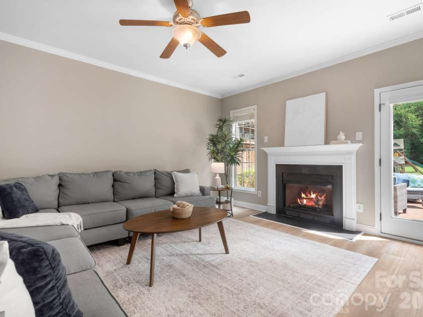 121 Middleton Place, Mooresville, NC 28117.  MLS# CAR4427806, YatesRealty ID 52842. Fire Place