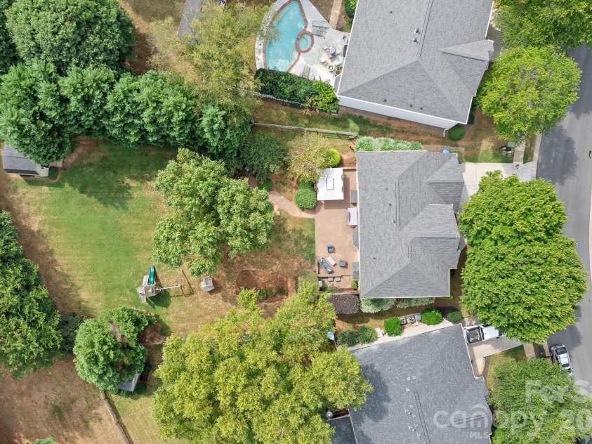 121 Middleton Place, Mooresville, NC 28117.  MLS# CAR4427806, YatesRealty ID 52842. This Could Be Yours!