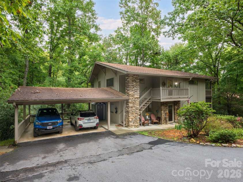 15 Cedarbrook Drive, Laurel Park, NC 28739.  MLS# CAR4428291, YatesRealty ID 52843. 