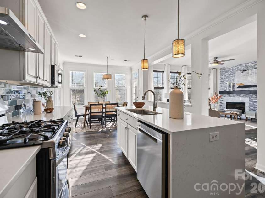 13803 Daltrey Lane, Charlotte, NC 28277.  MLS# CAR4357515, YatesRealty ID 5285. 